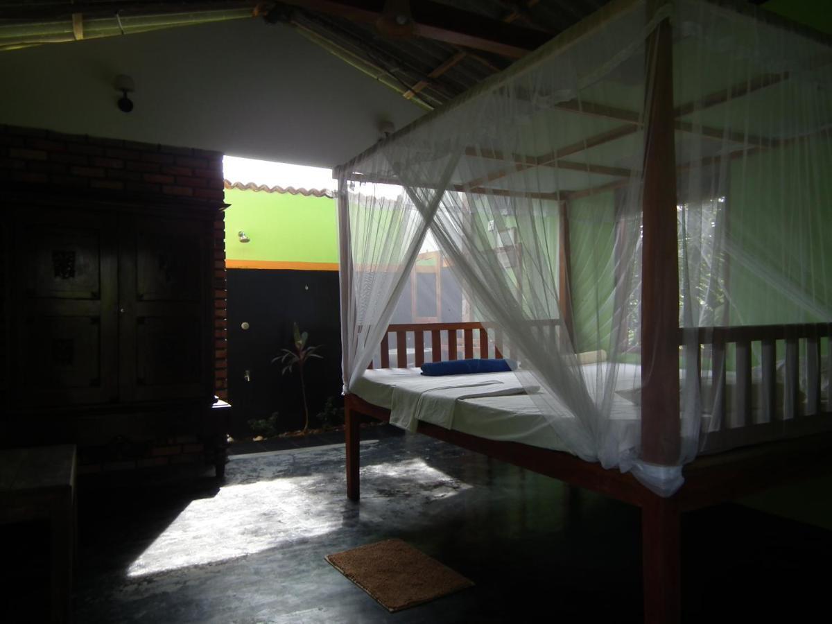 Villa Coconut Island à Tangalle Extérieur photo
